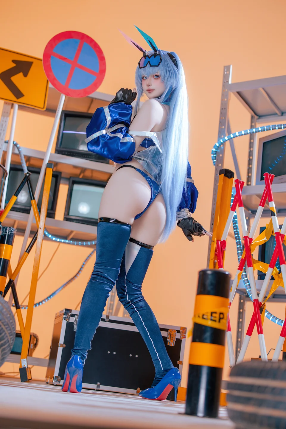 屿鱼 - No.082 碧蓝航线 花园赛车服 [82P-792MB] tg@simisebaisi 【丝足阁】053.webp